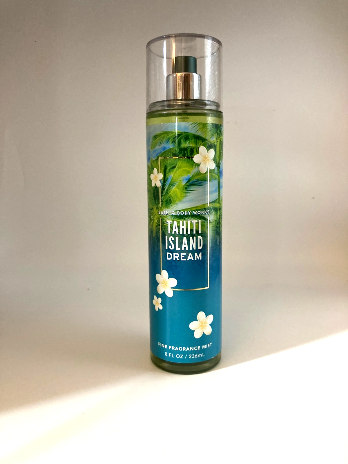 Bath & Body Works Tahiti Island Dream Cake Fine Fragrance Mist Spray 8oz