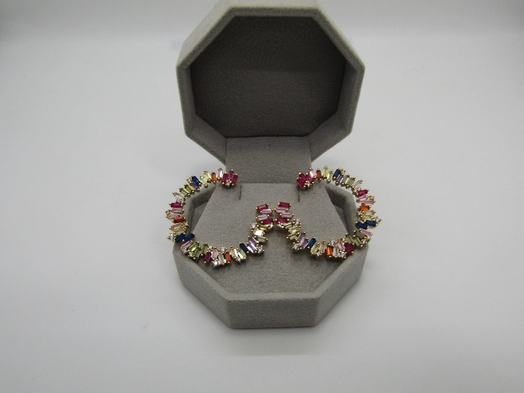 14K GOLD PLATED HOOP EARRING W/ POST MULTICOLOR CZ BAGUETTE & ROUND WHITE CZ SE2