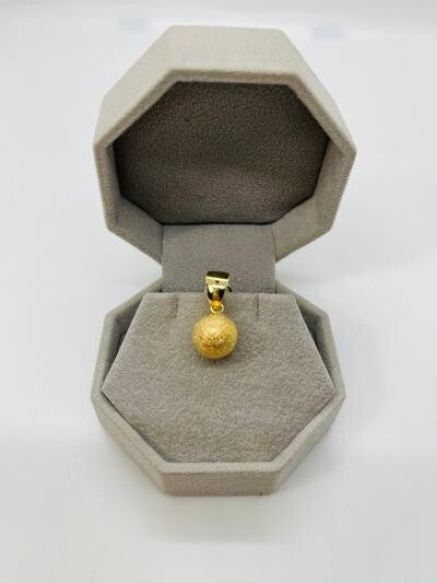 14K GOLD PLATED FROSTED BALL PENDANT 20MM HIGH WITH BALE X 11MM WIDE SP8